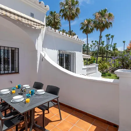 Casablanca 25 Oasis Apartman *